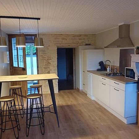 Petite Maison En Pierre Au Calme Avec Exterieur Montbellet Exterior foto